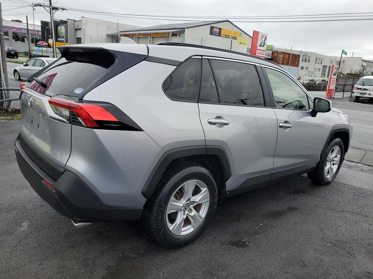 2019 Toyota Rav4 thumbnail
