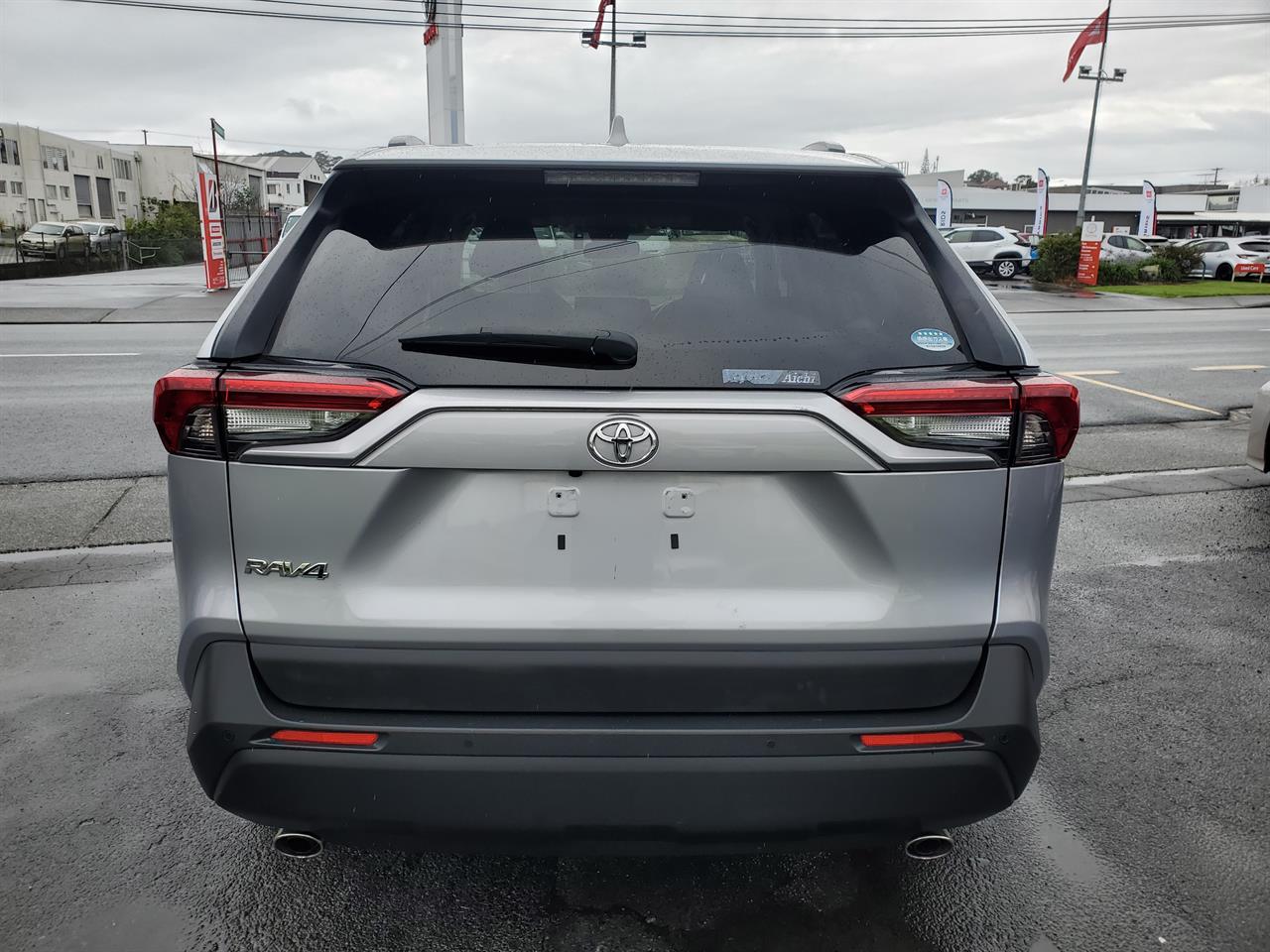 2019 Toyota Rav4 thumbnail
