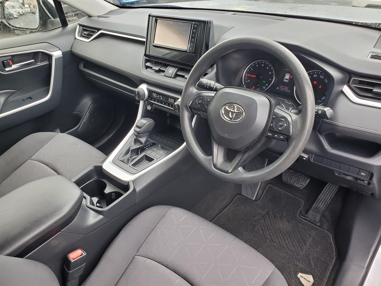 2019 Toyota Rav4 thumbnail