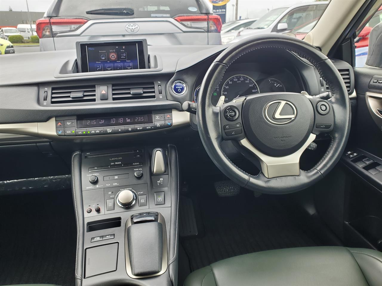 2015 Lexus CT200h thumbnail