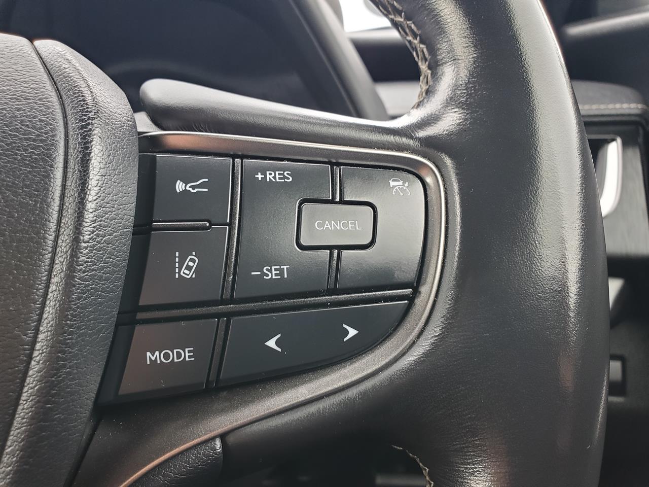 2019 Lexus UX thumbnail