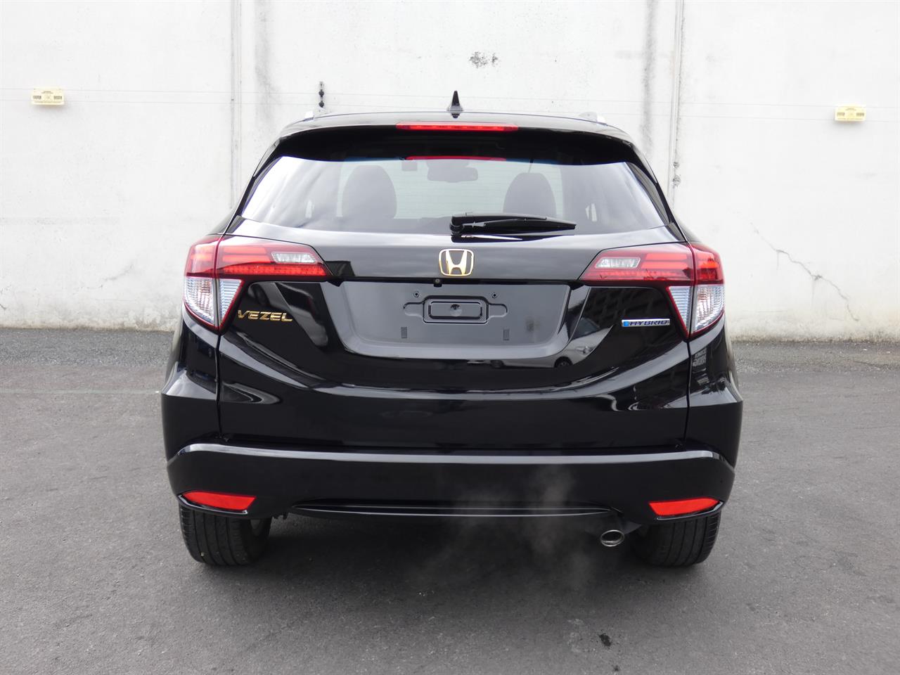 2017 Honda Vezel thumbnail