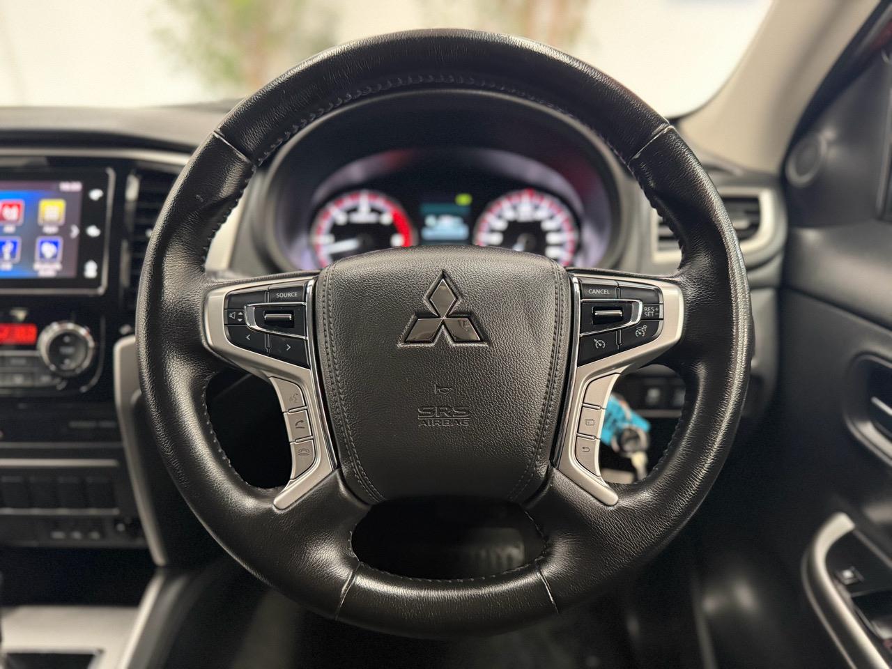 2022 Mitsubishi Triton thumbnail