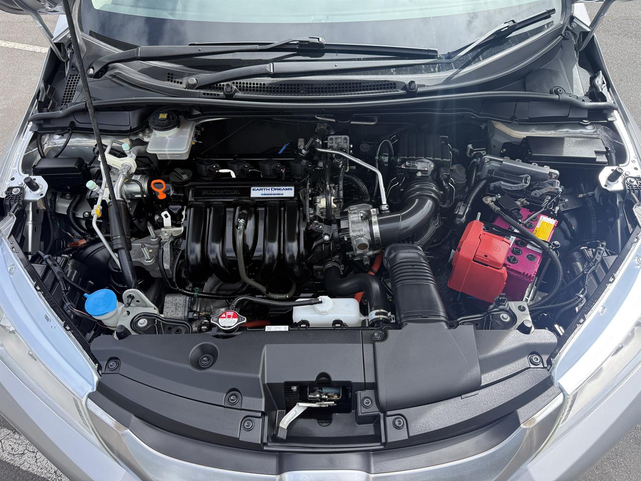 2015 Honda Grace thumbnail