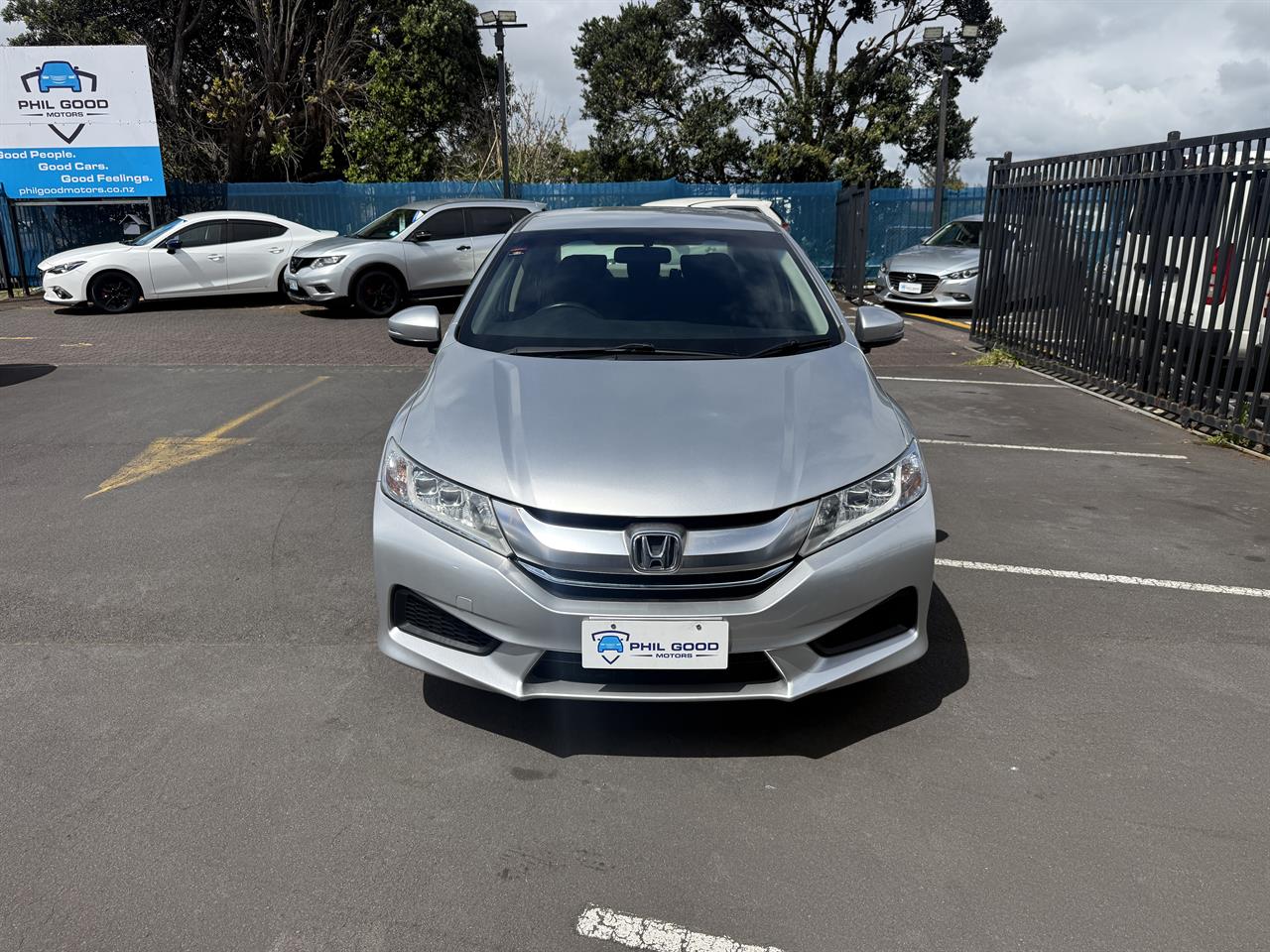 2015 Honda Grace thumbnail