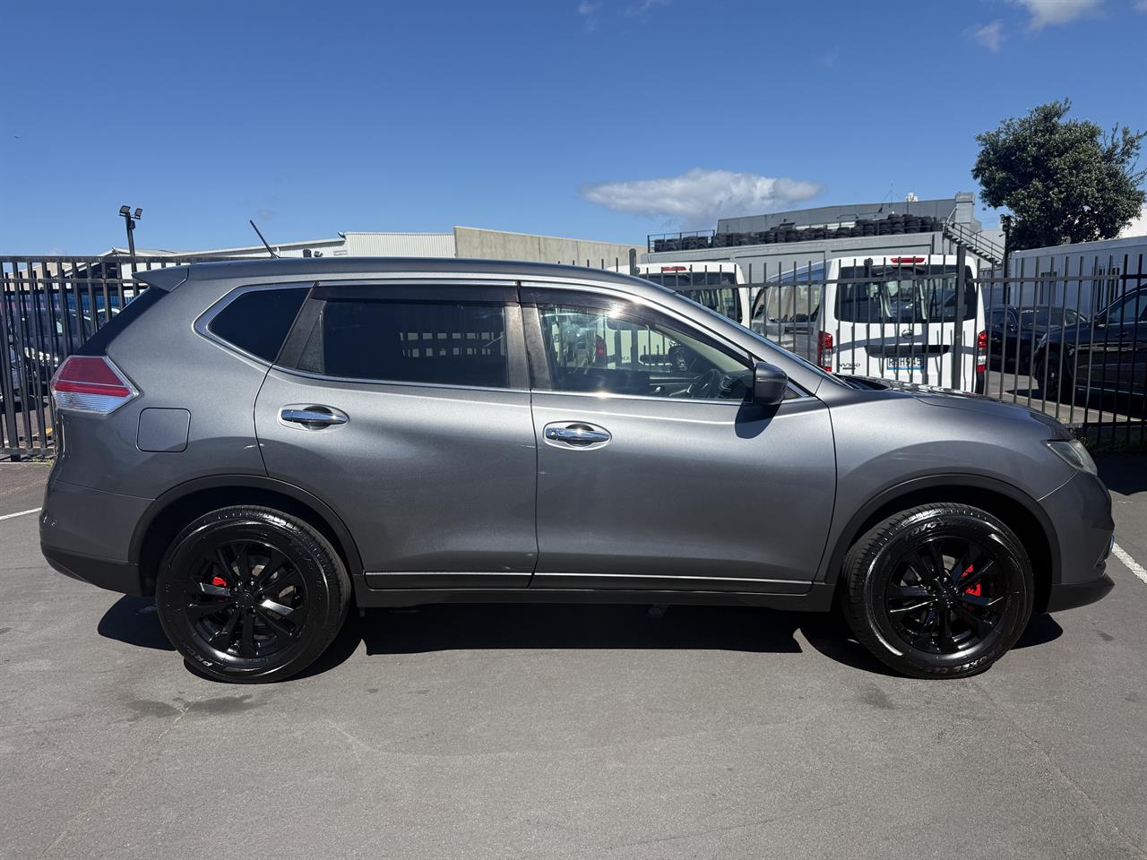 2015 Nissan X-Trail thumbnail