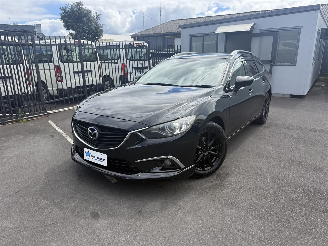 2013 Mazda Atenza thumbnail