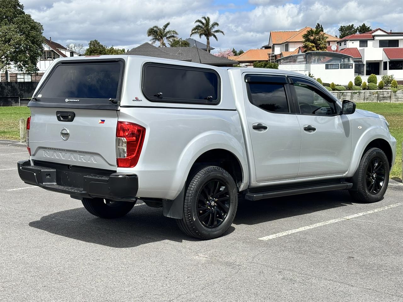 2021 Nissan Navara thumbnail