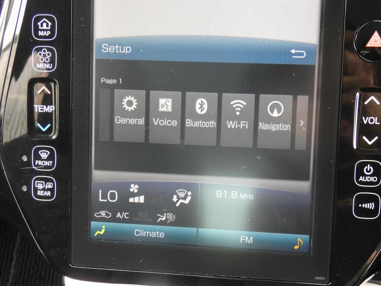 2017 Toyota Prius thumbnail