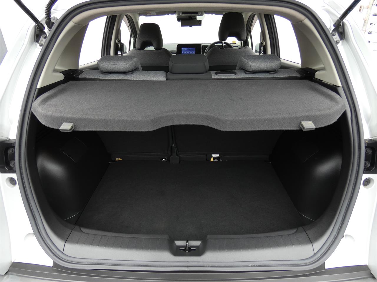 2021 Nissan NOTE thumbnail