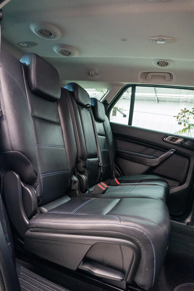 2020 Ford Everest thumbnail