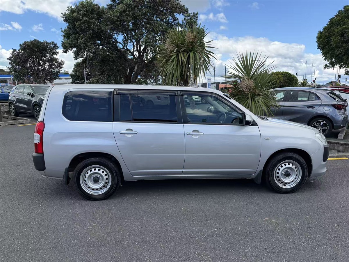 2021 Toyota Probox thumbnail