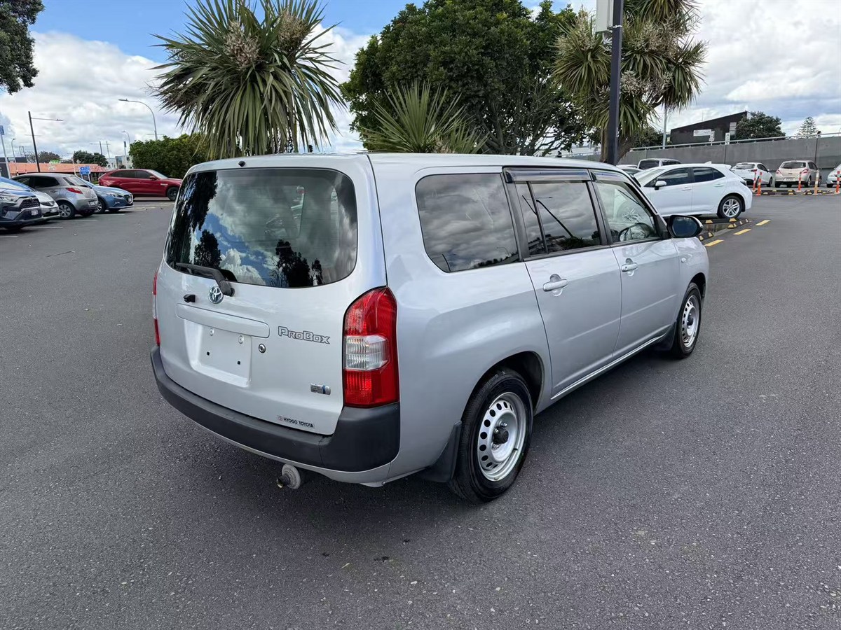 2021 Toyota Probox thumbnail