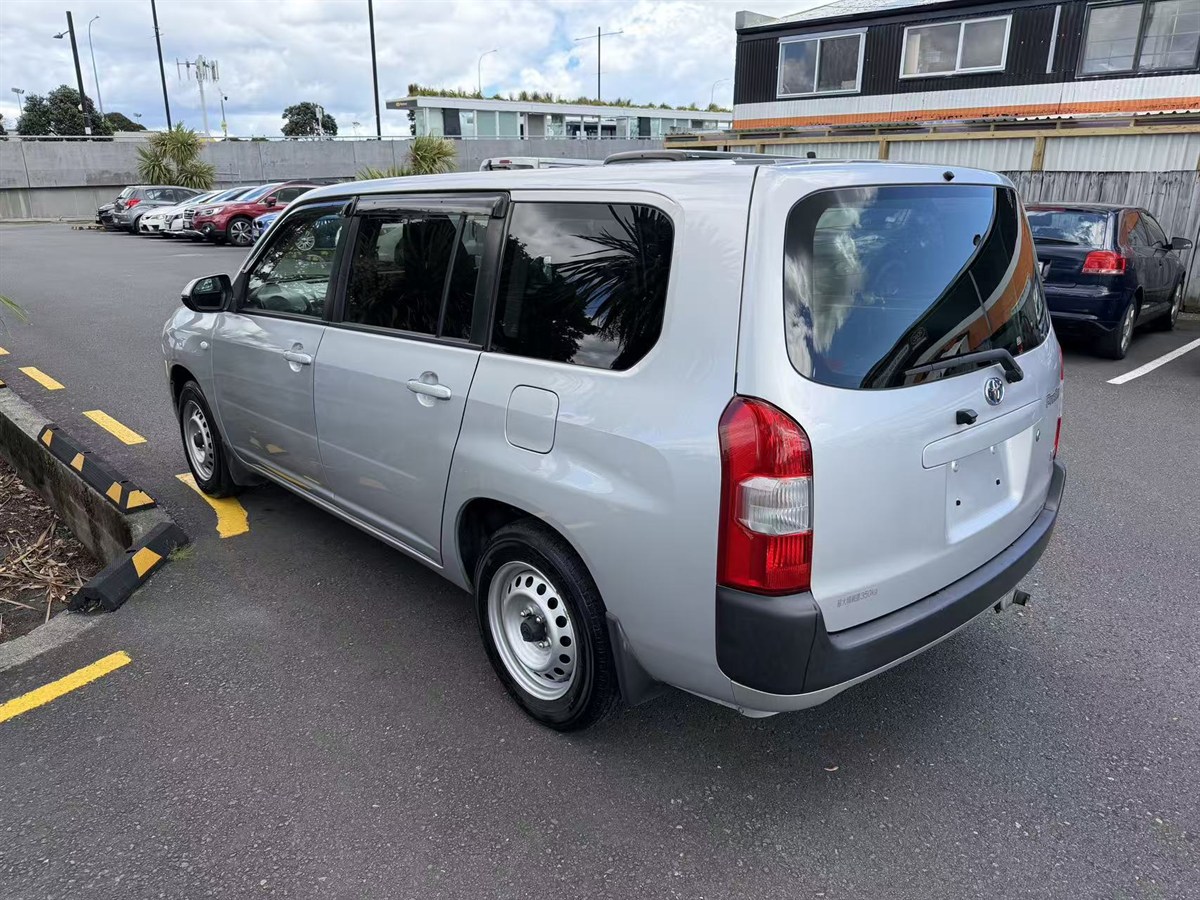2021 Toyota Probox thumbnail