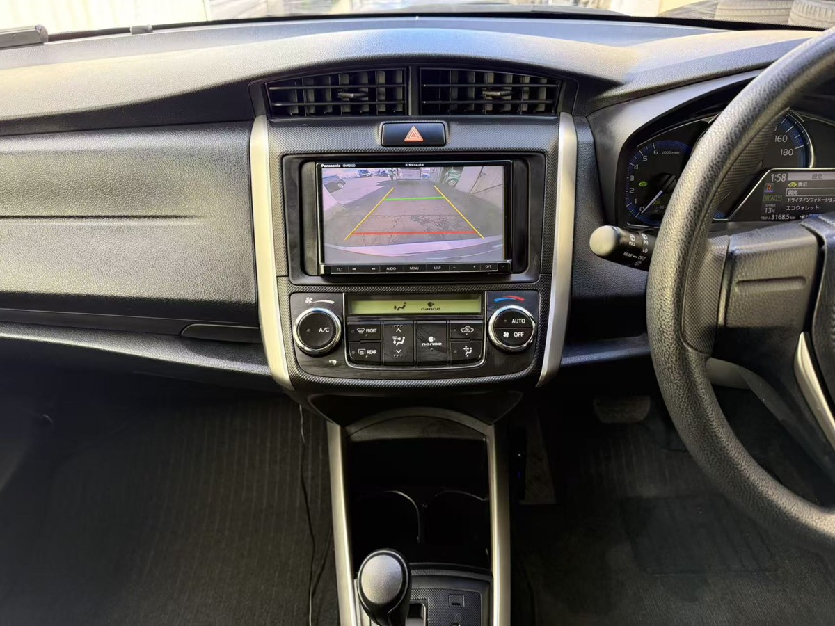2017 Toyota Corolla thumbnail