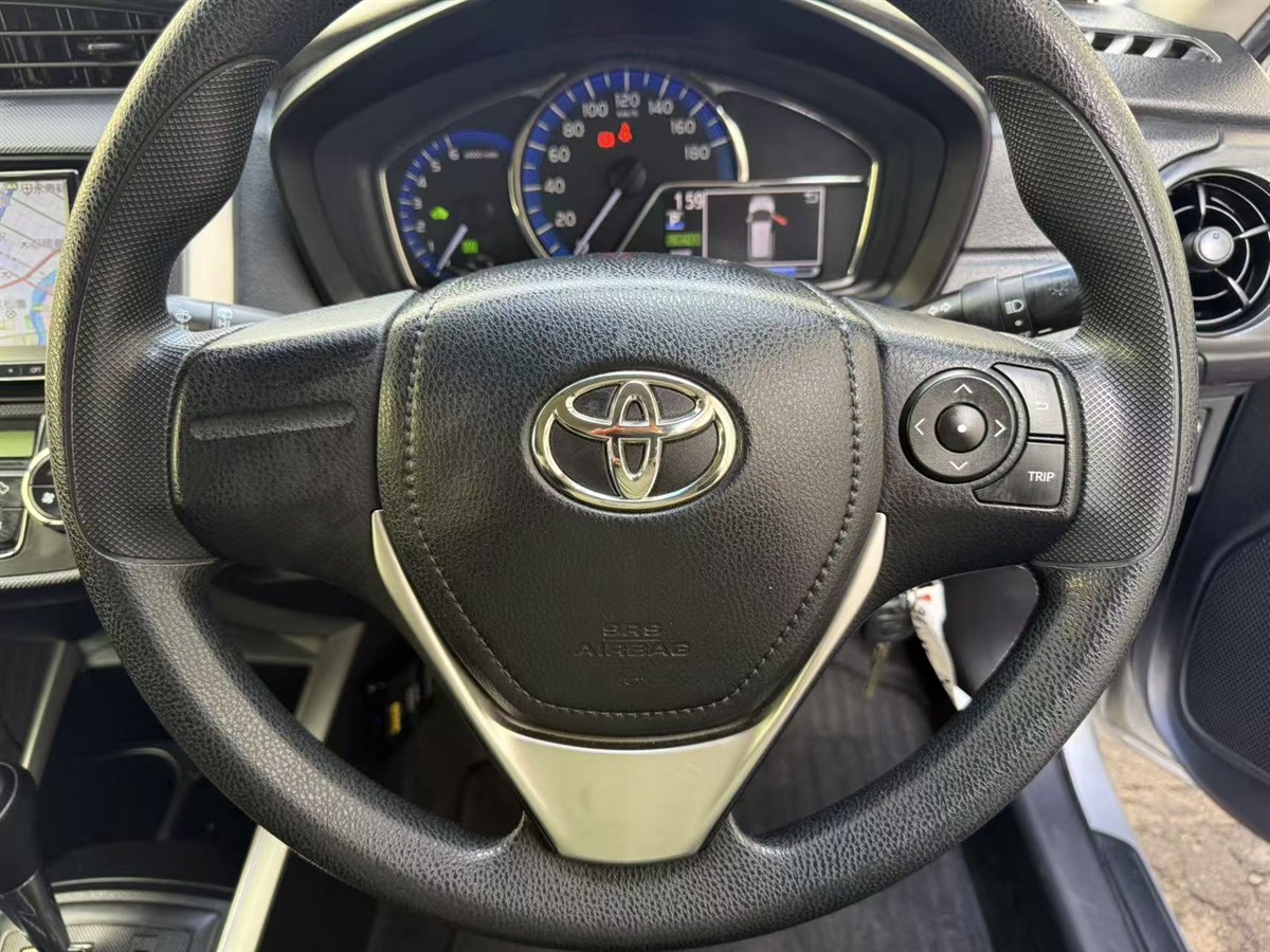 2017 Toyota Corolla thumbnail
