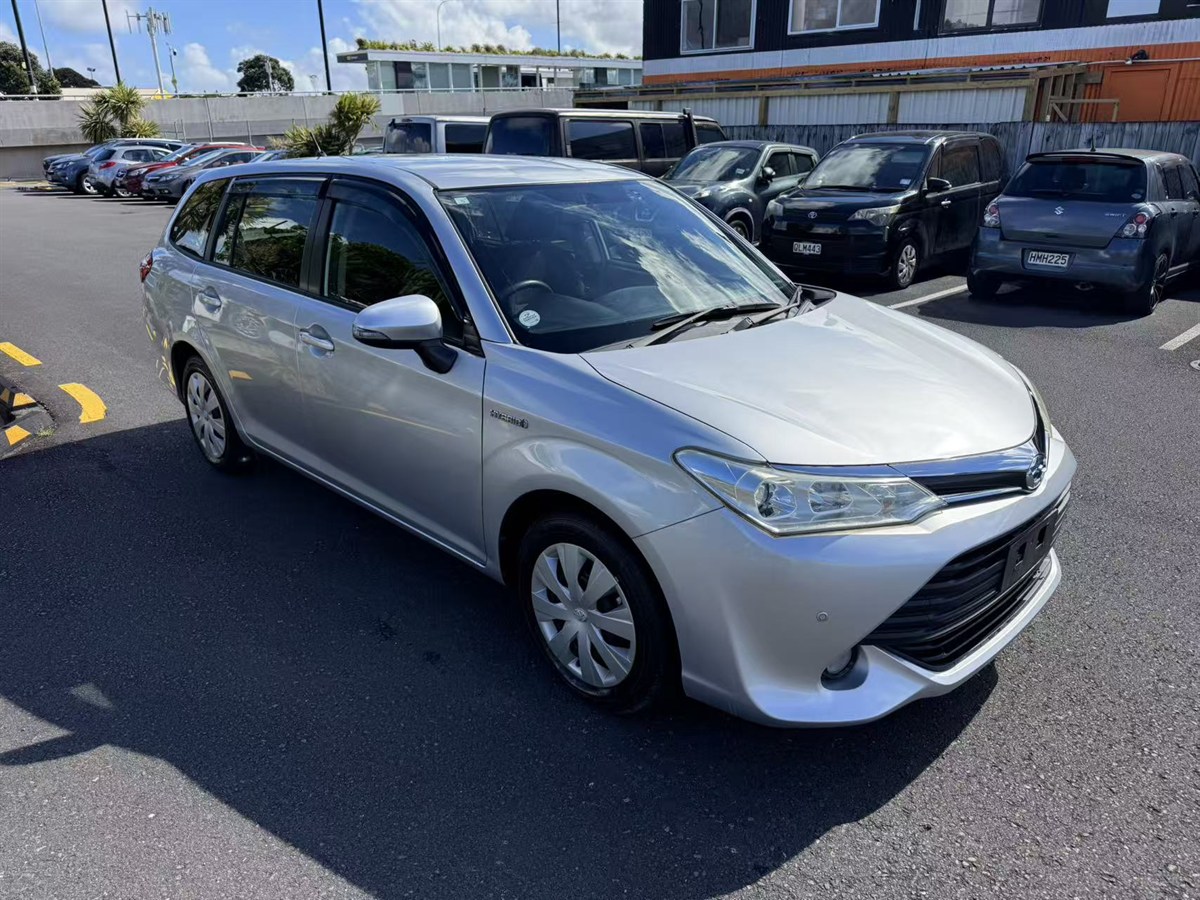 2017 Toyota Corolla thumbnail