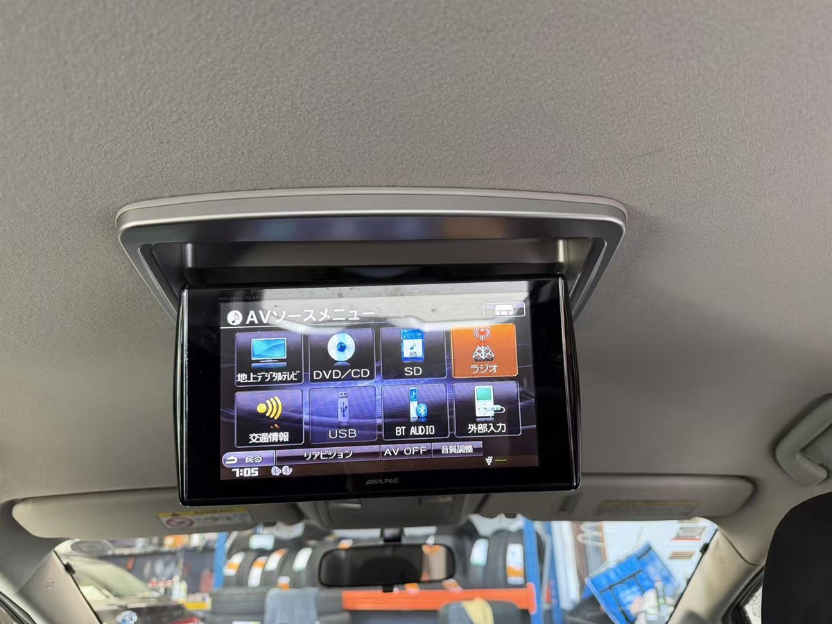 2014 Toyota Prius thumbnail
