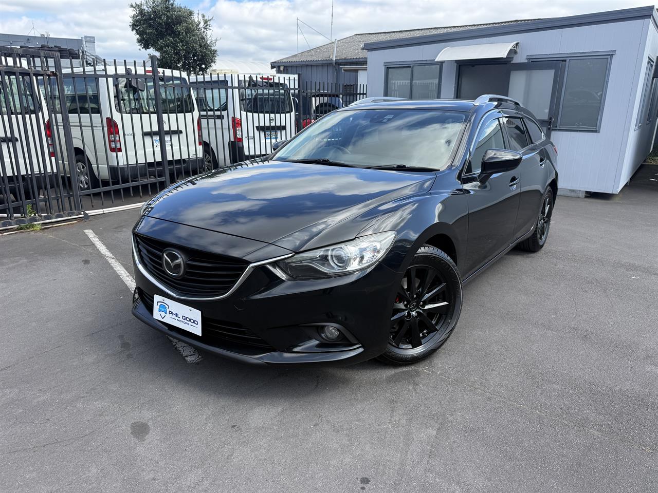 2014 Mazda Atenza thumbnail