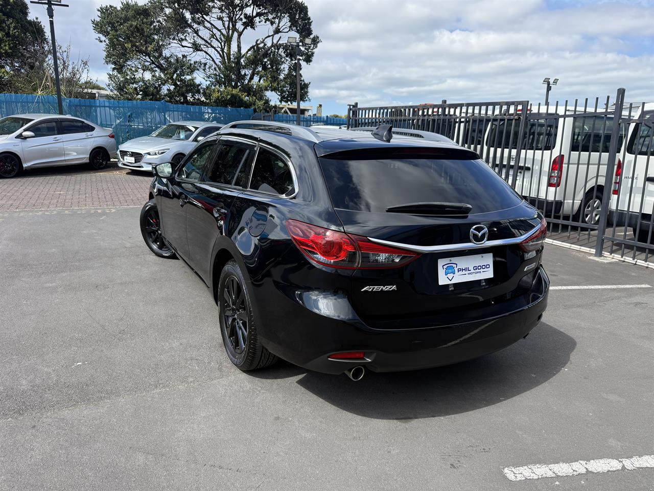 2014 Mazda Atenza thumbnail