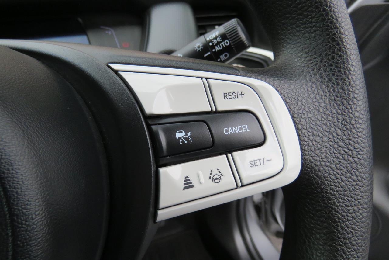 2021 Honda Fit thumbnail