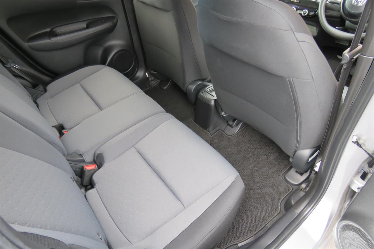2021 Honda Fit thumbnail