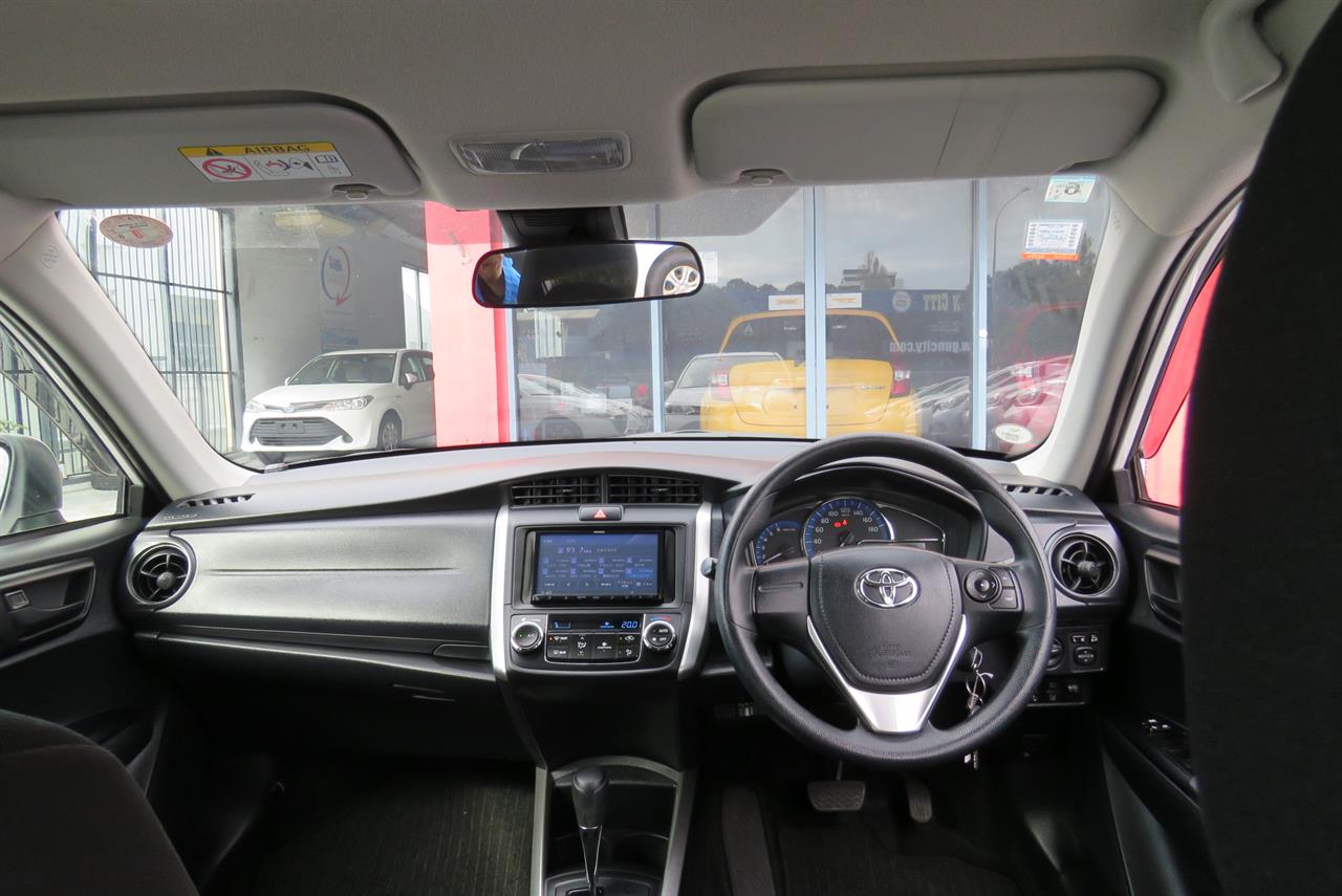 2018 Toyota Corolla thumbnail