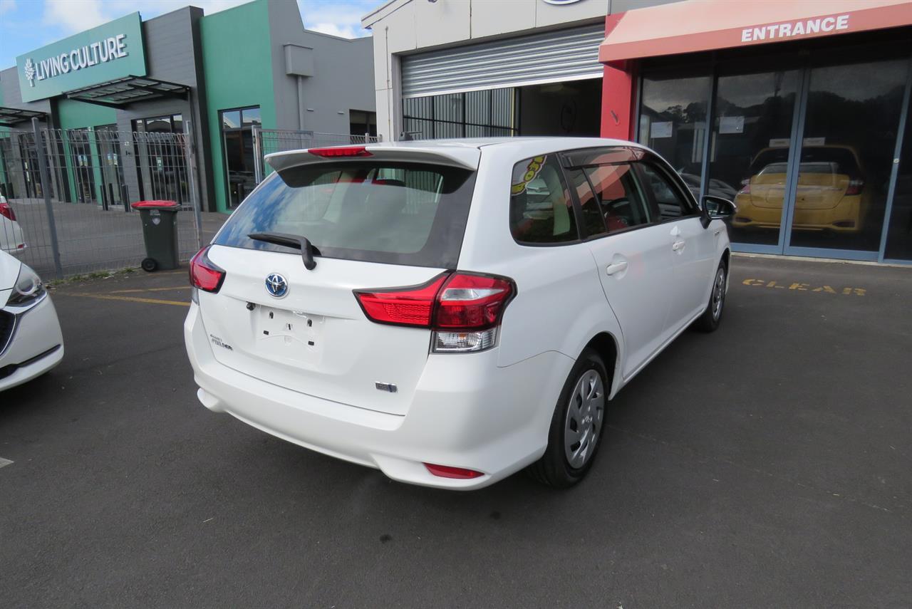 2018 Toyota Corolla thumbnail