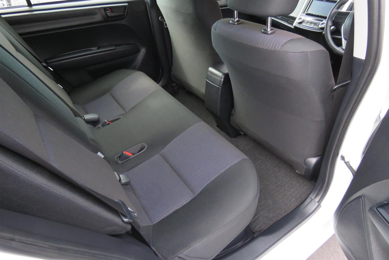 2018 Toyota Corolla thumbnail
