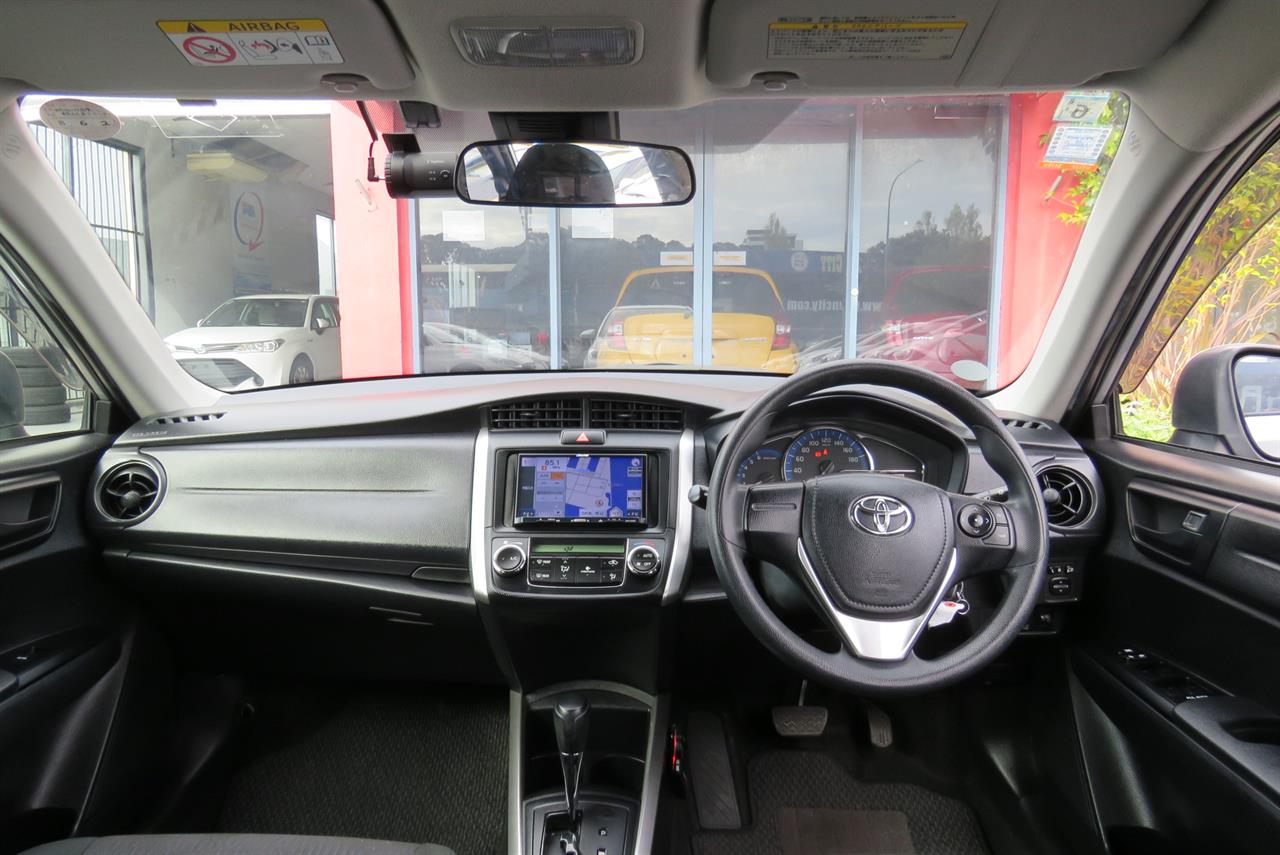 2017 Toyota Corolla thumbnail