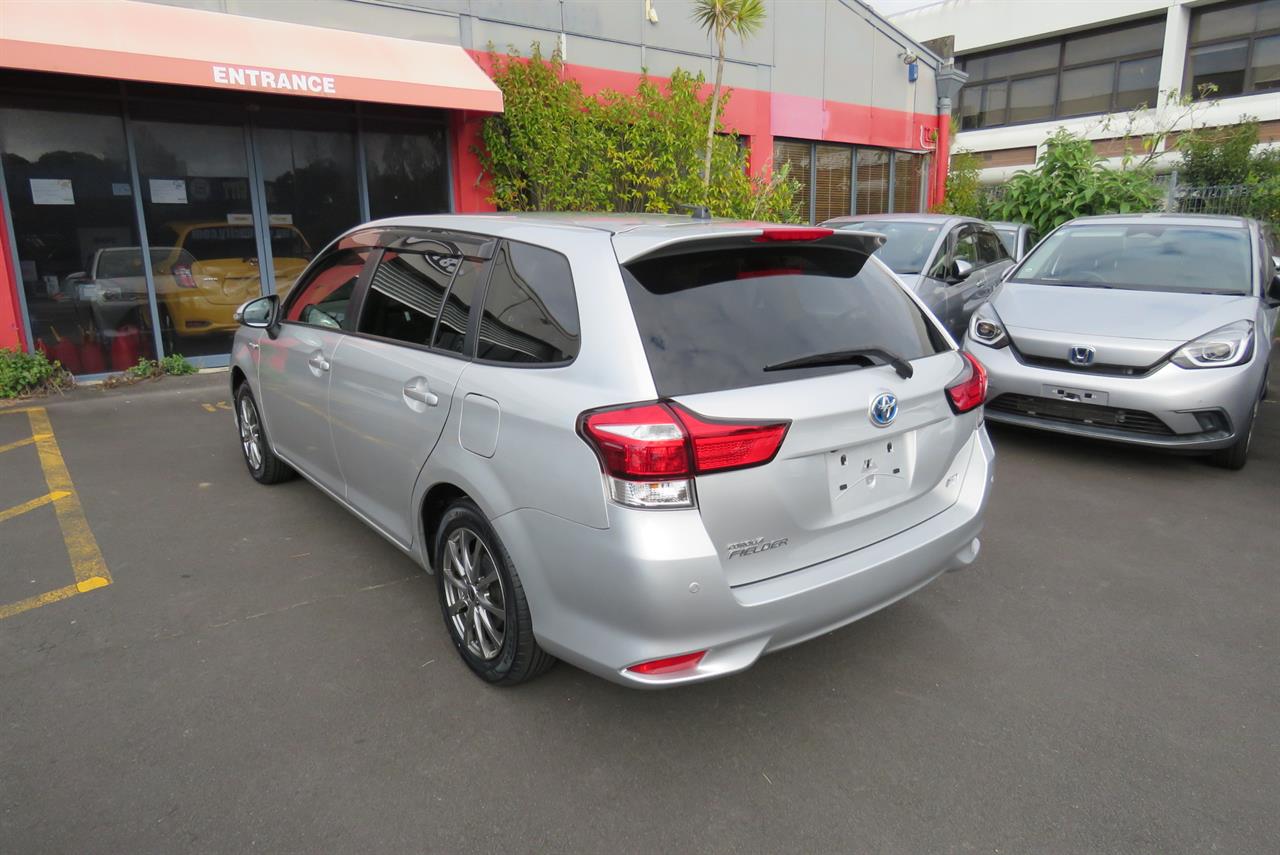 2017 Toyota Corolla thumbnail