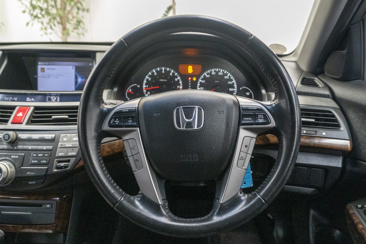 2008 Honda Inspire thumbnail