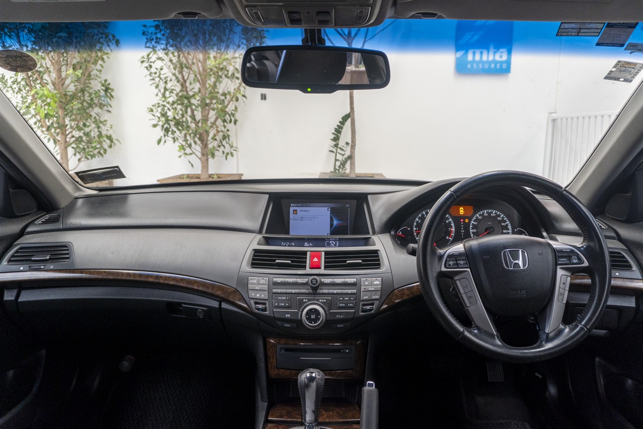 2008 Honda Inspire thumbnail