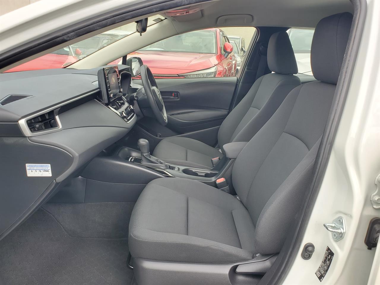2021 Toyota Corolla thumbnail