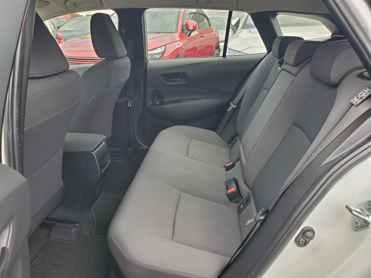 2021 Toyota Corolla thumbnail