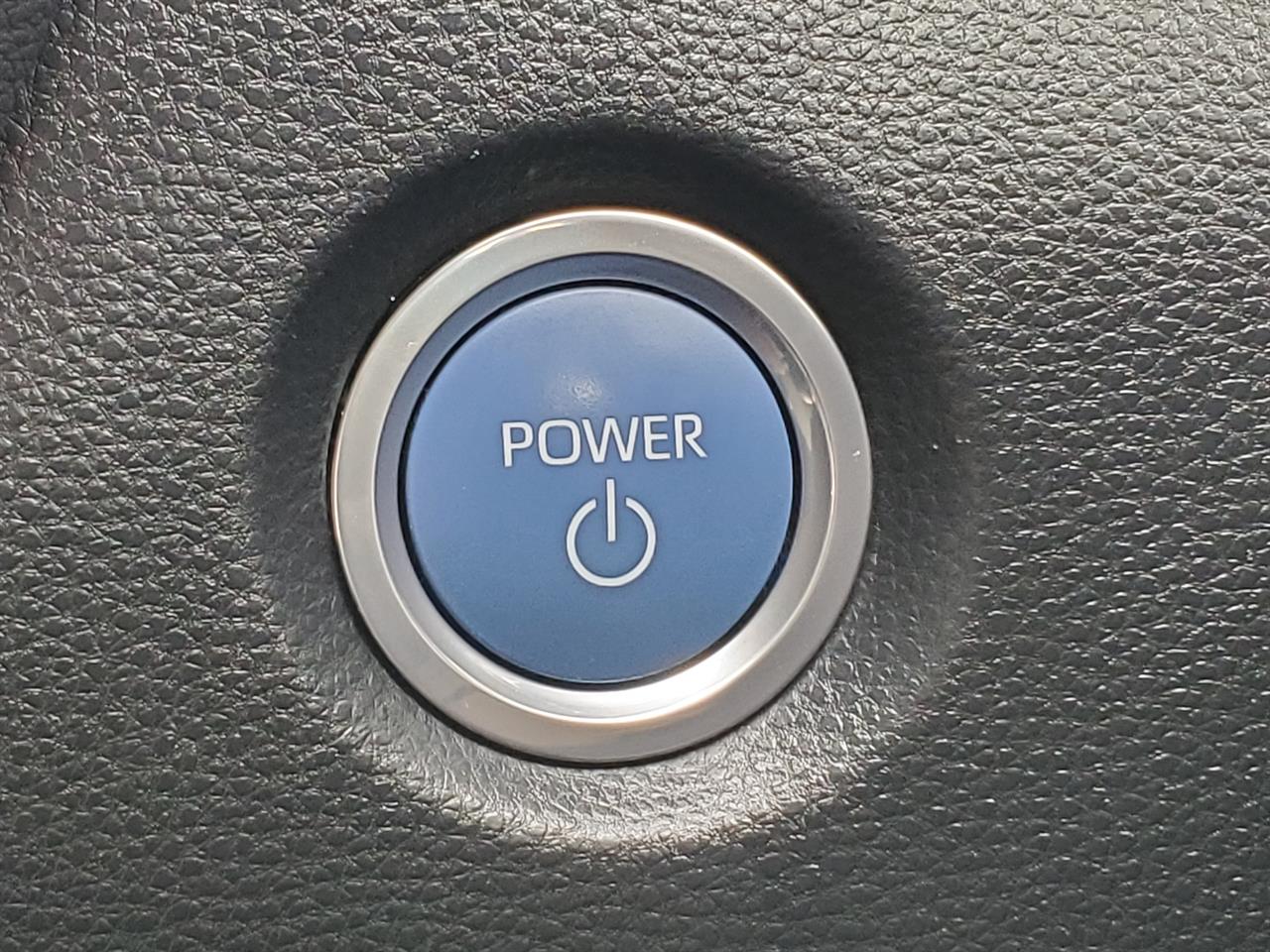 2021 Toyota Corolla thumbnail