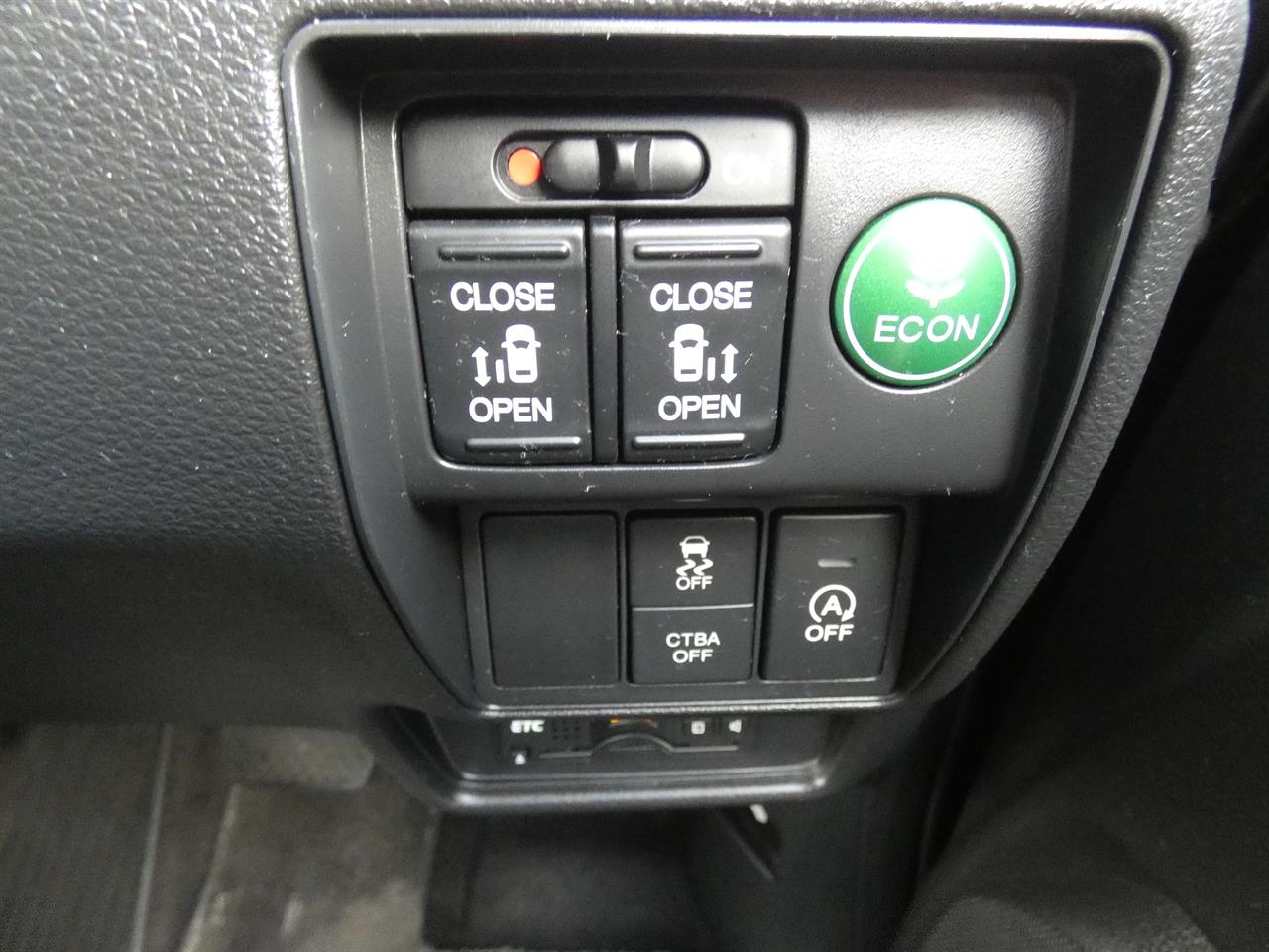 2014 Honda ODYSSEY thumbnail