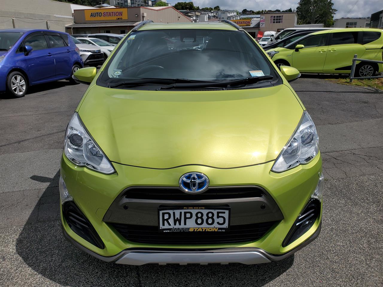 2016 Toyota Aqua thumbnail