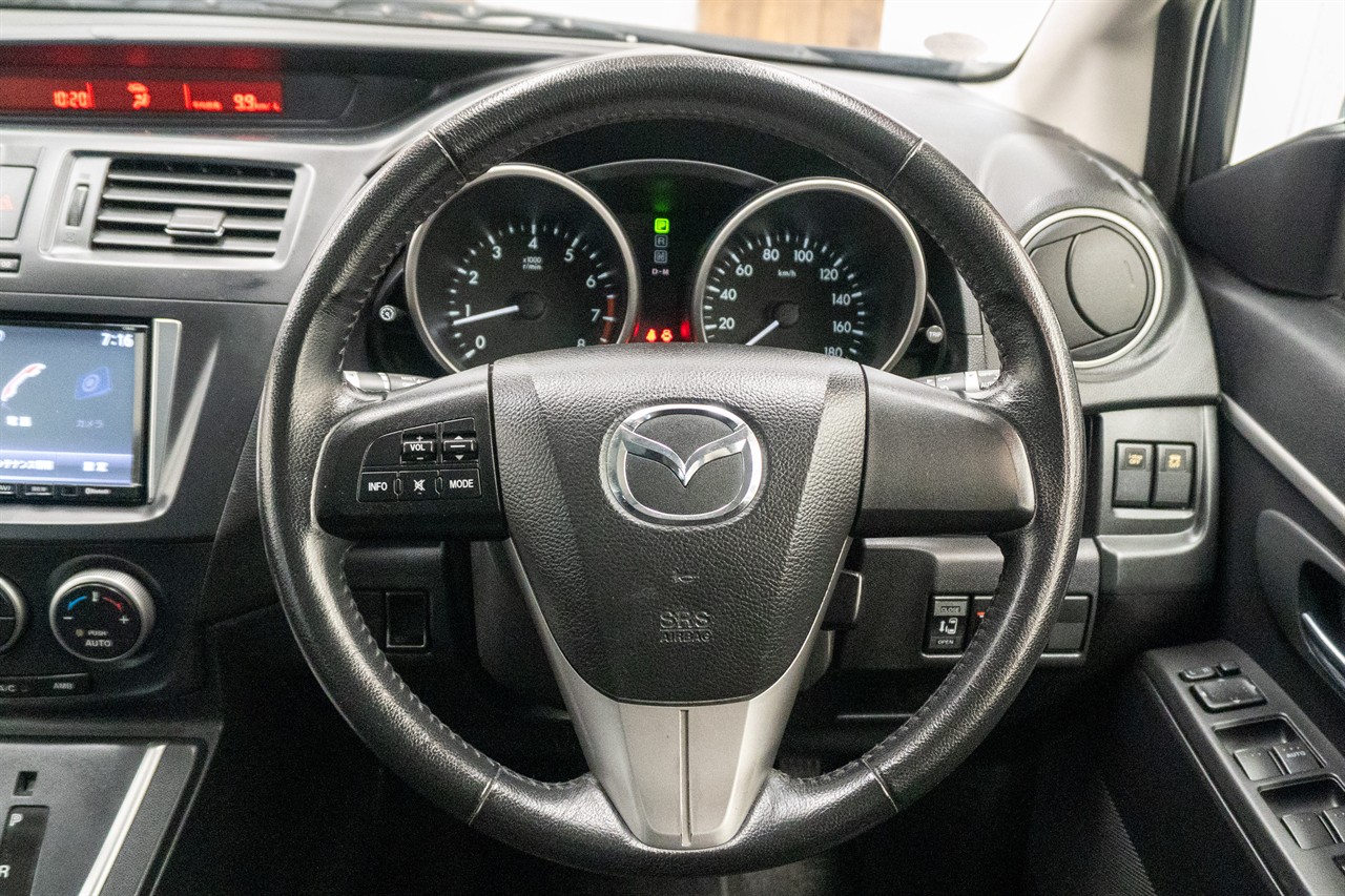 2012 Mazda Premacy thumbnail