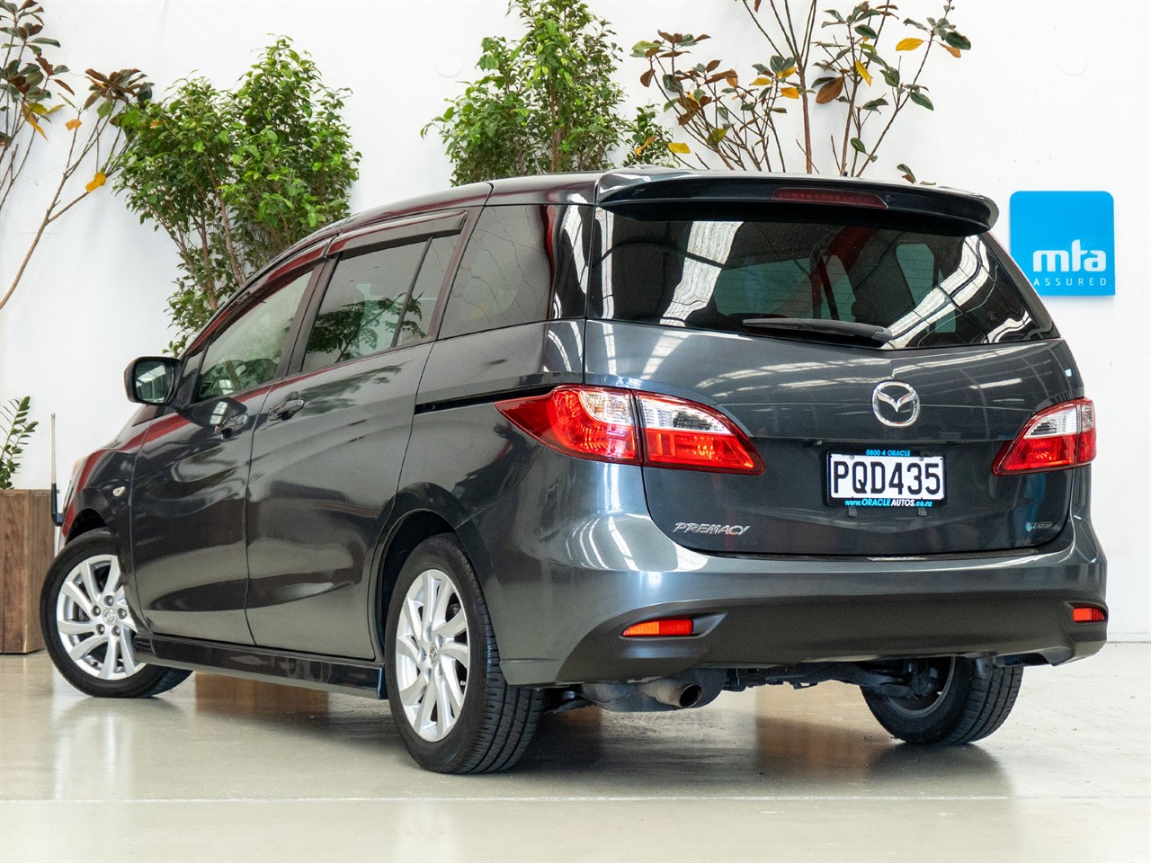 2012 Mazda Premacy thumbnail