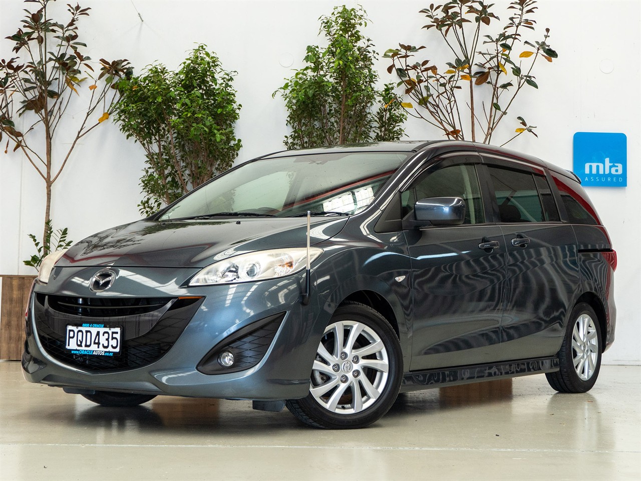 2012 Mazda Premacy thumbnail
