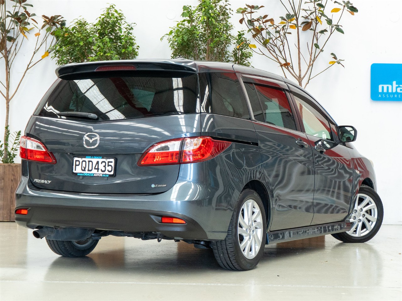 2012 Mazda Premacy thumbnail