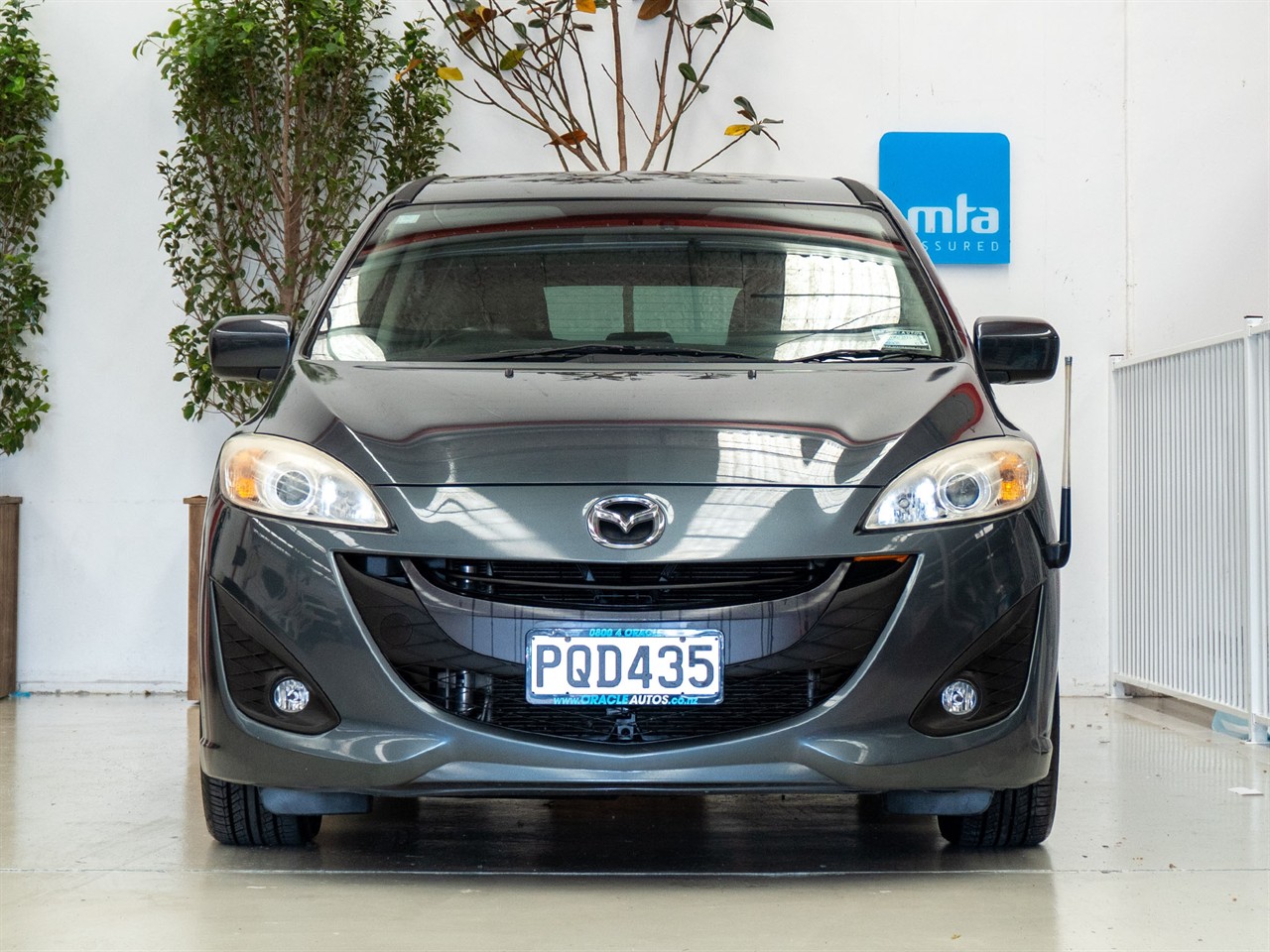 2012 Mazda Premacy thumbnail