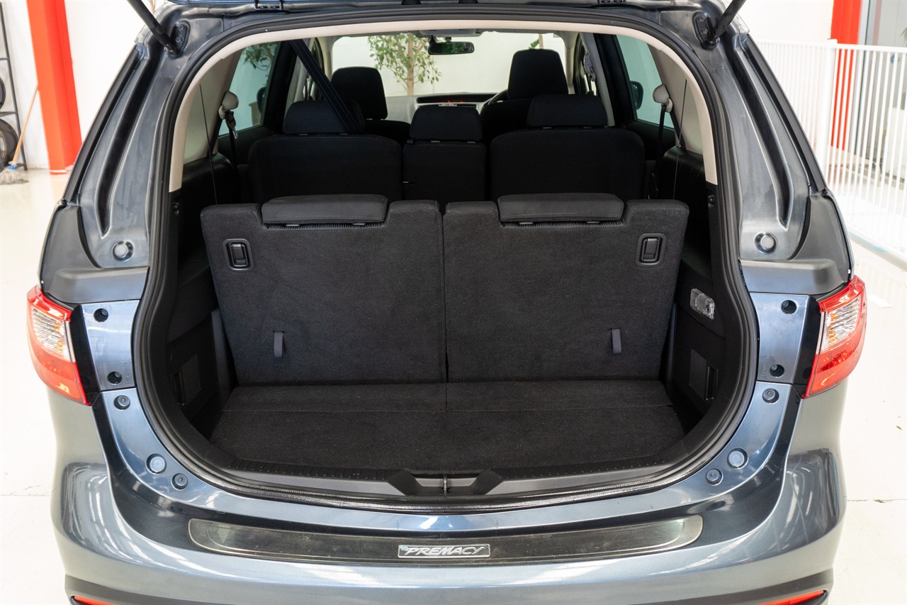 2012 Mazda Premacy thumbnail