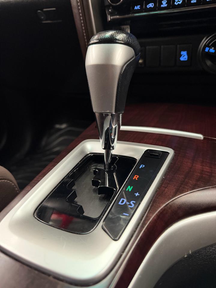 2019 Toyota Fortuner thumbnail
