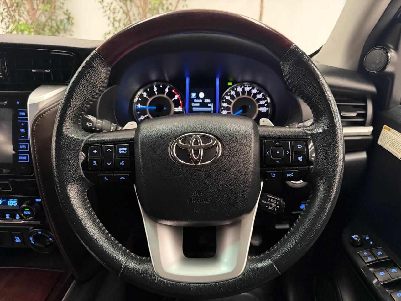 2019 Toyota Fortuner thumbnail
