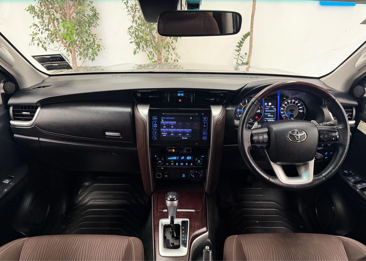 2019 Toyota Fortuner thumbnail