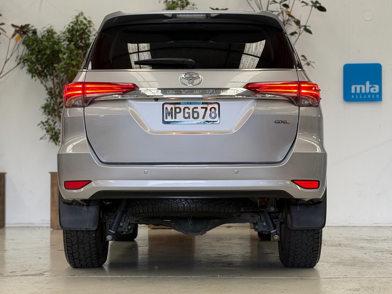 2019 Toyota Fortuner thumbnail