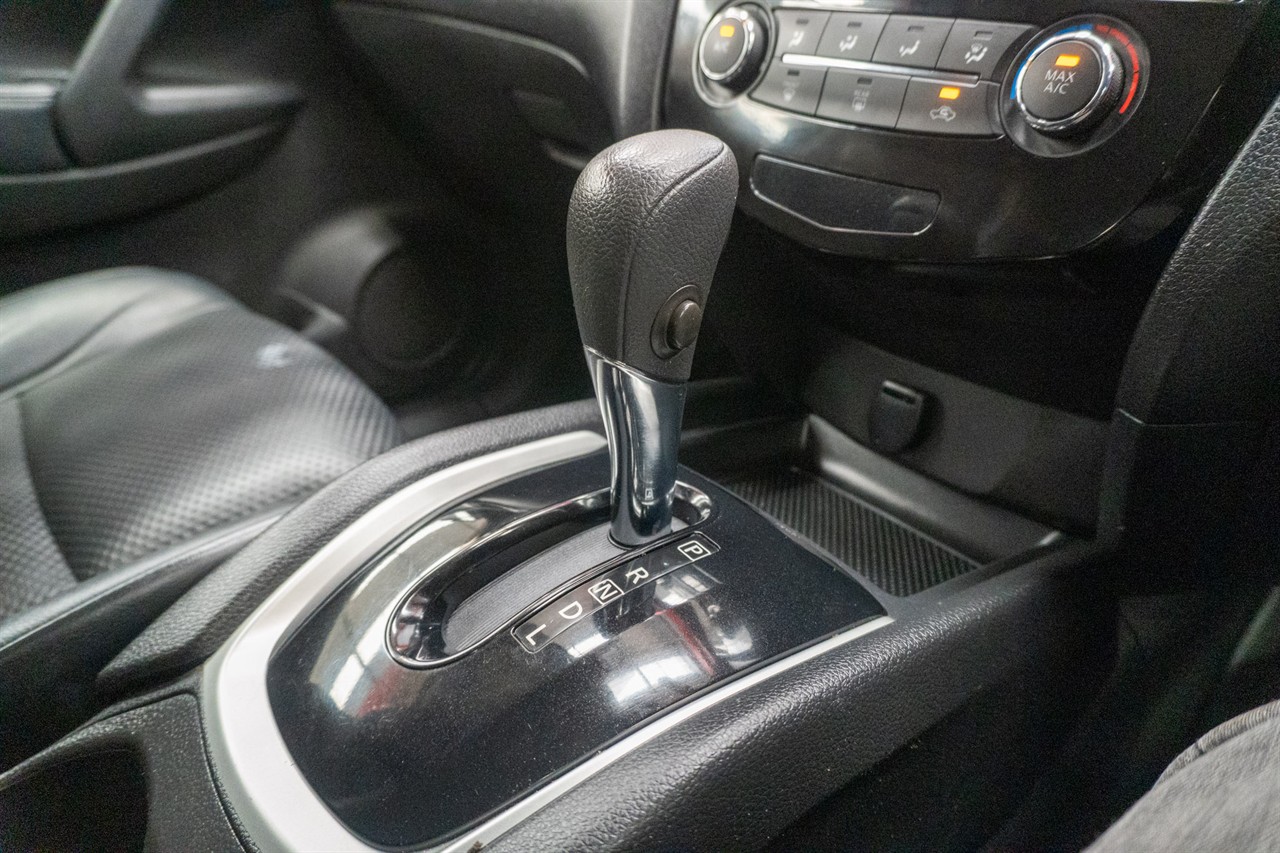 2014 Nissan XTRAIL thumbnail
