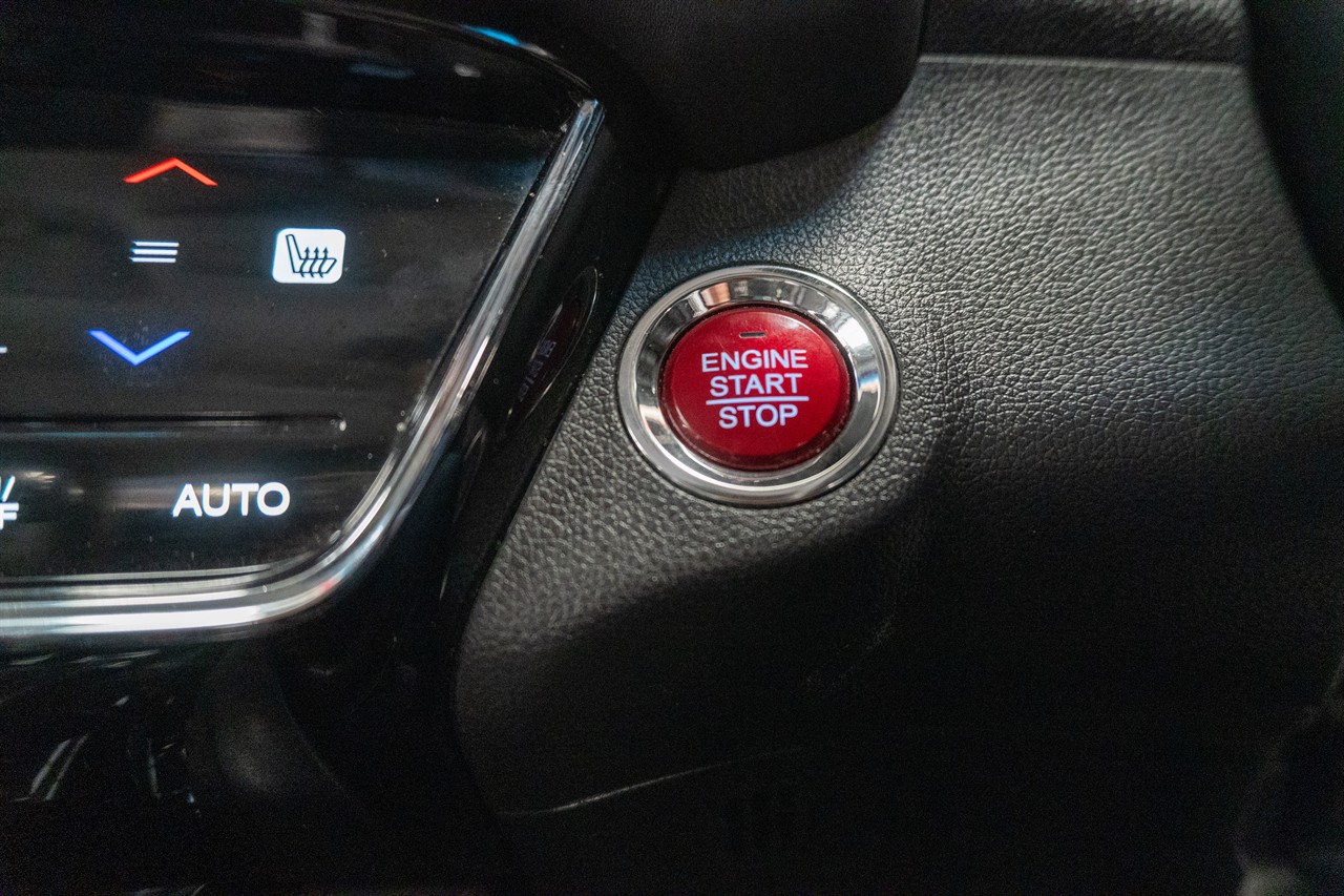 2017 Honda HR-V thumbnail